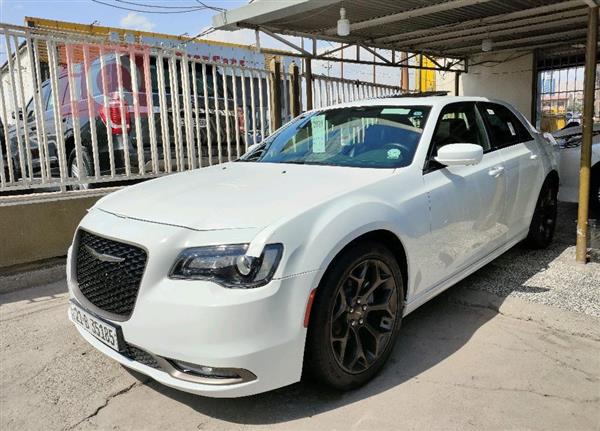 Chrysler for sale in Iraq
